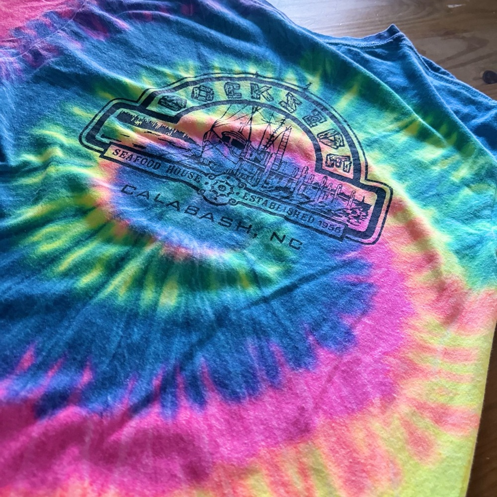 Vibrant Tie-Dye Short Sleeve Tees - Picture 8 of 9